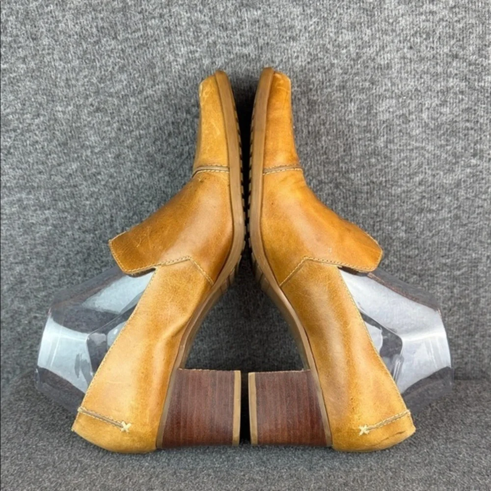 Vintage Made in Brazil Distressed Block Heel Leather Shoes 9.5M‎